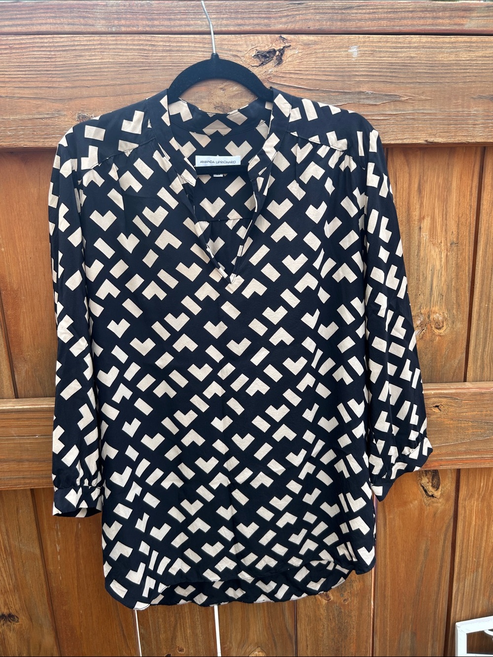 Amanda Uprichard Black & Cream Geometric V-Neck Blouse